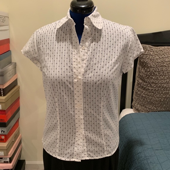 Kate Hill Cotton Fitted Rounded Collar Blouse - Picture 1 of 4